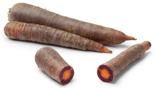 Морковь фиолетовая лоток, цена за кг